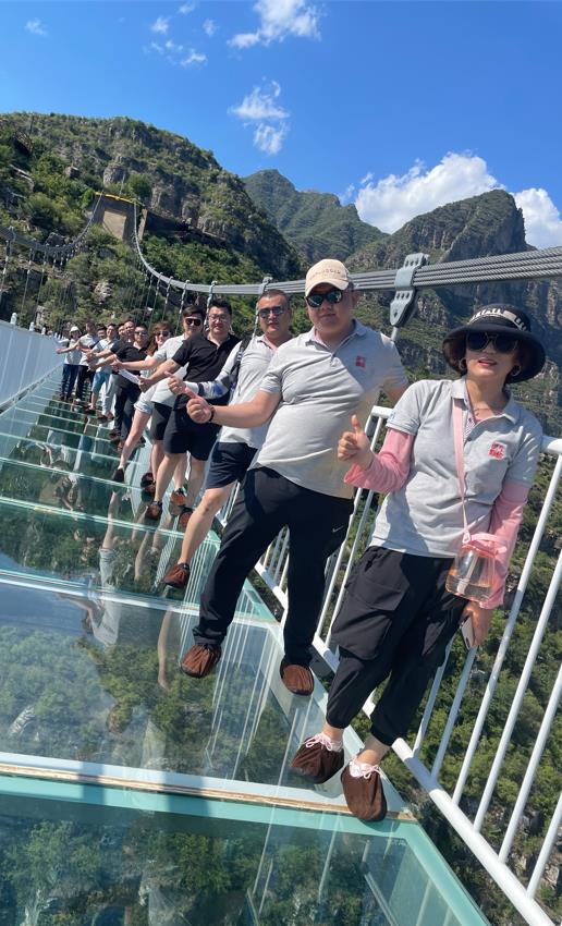 60ee8f9b4515e.jpg 04.jpg